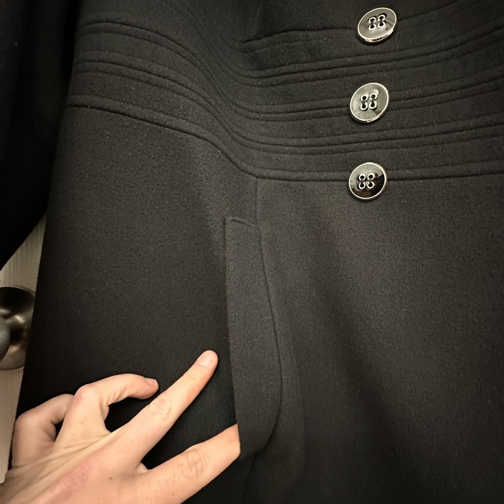 Women’s Alfani black pea coat size 1X. Worn maybe twice, like new!! - Picture 8 of 10